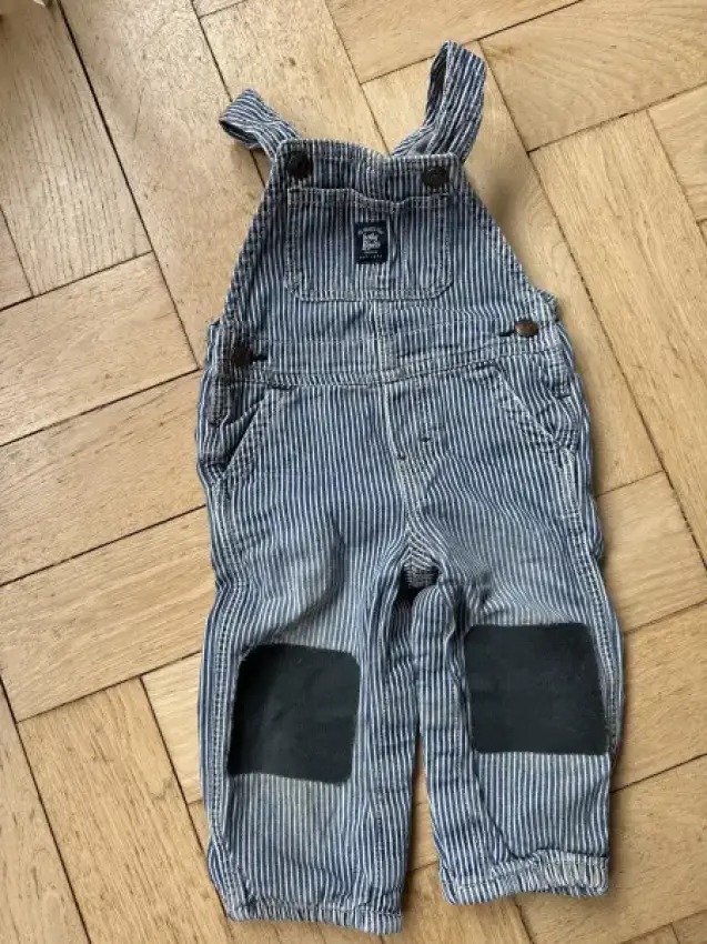 Osh Kosh Latzhose Flicken