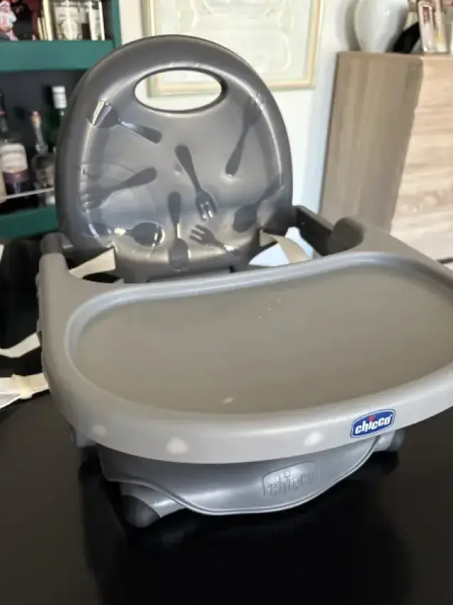 Chicco Kindersitz transportabel