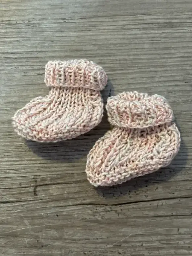 Baby Steickschuhe handgestrickt rosa/glitzer