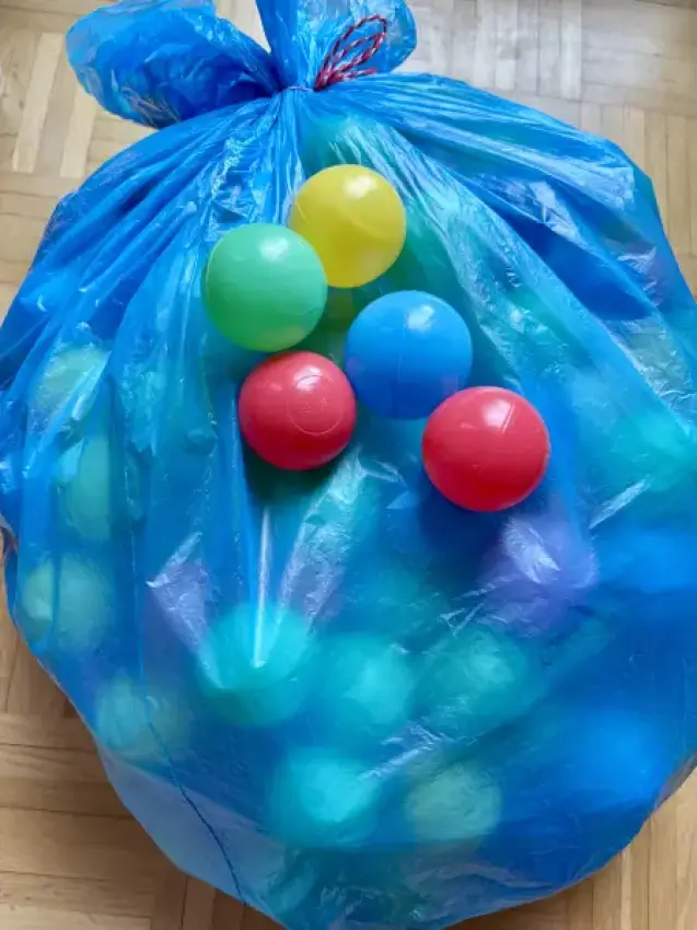 Bunte Bälle für Bällebad