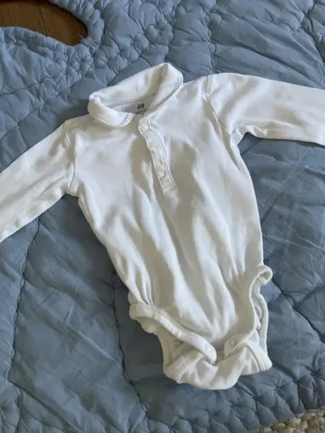 H&M Body mit Kragen weiß 68
