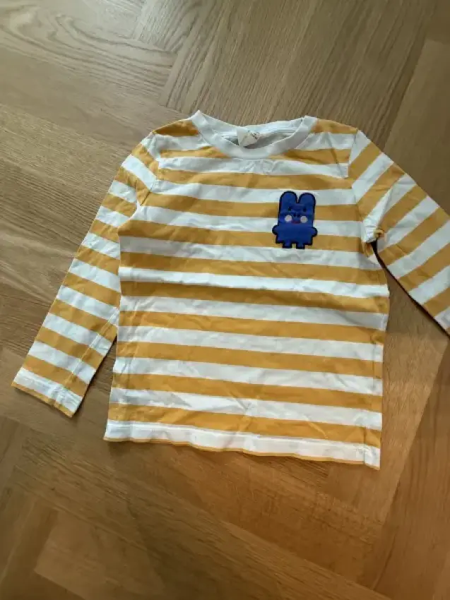 Langarmshirt Arket Monster gelb