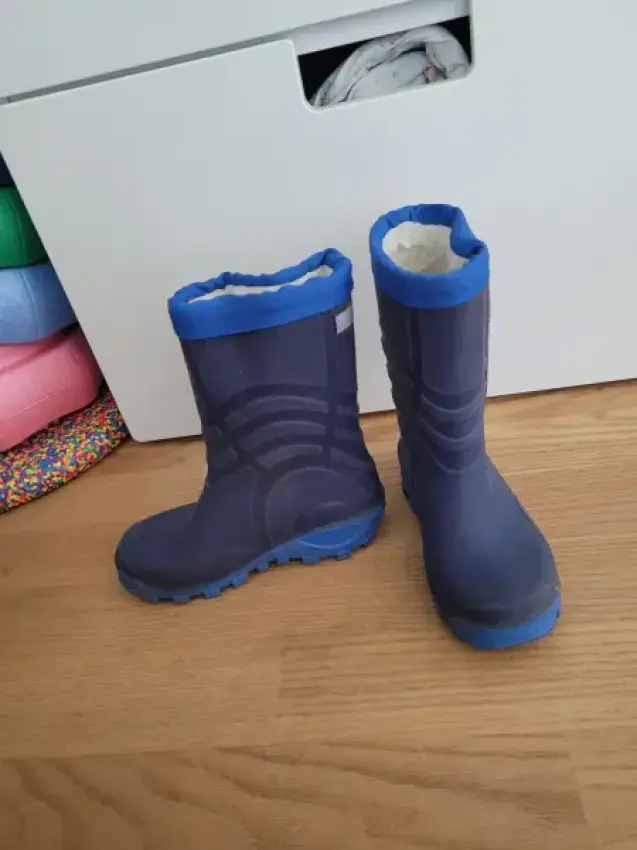 Gummistiefel blau gefüttert