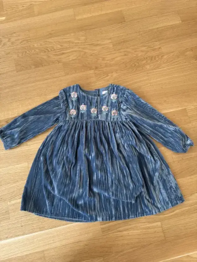 Samtkleid Louise Misha Blumen 