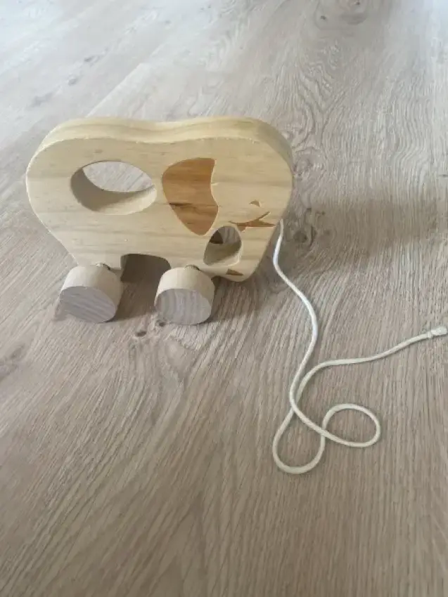 Nachziehtier Elefant Holz 