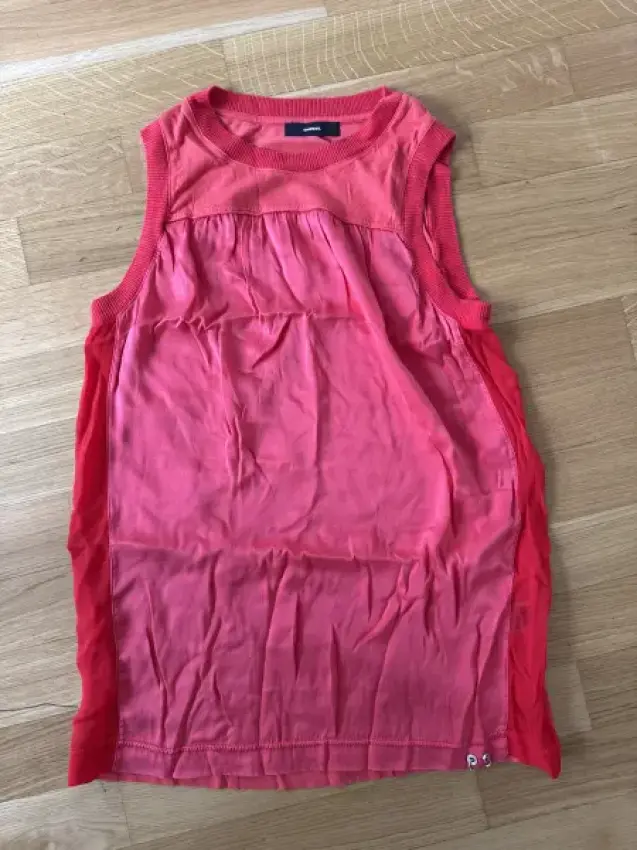 Seidentop Diesel rot