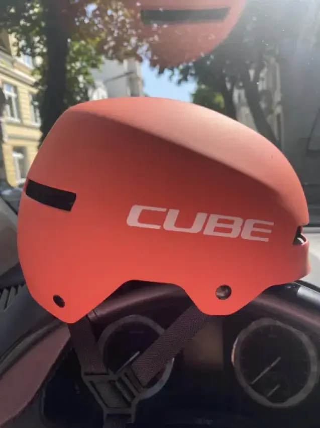 Fahrrad Helm CUBE Koralle