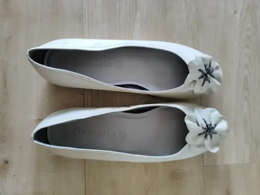 Tamaris Leder Ballerina neuwertig hell