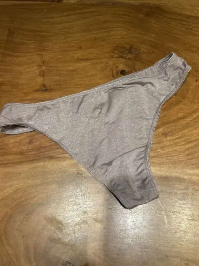 String Victoria‘s Secret M NEU