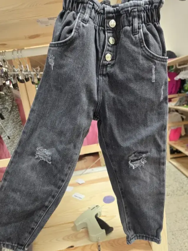 Zara jeans 104 