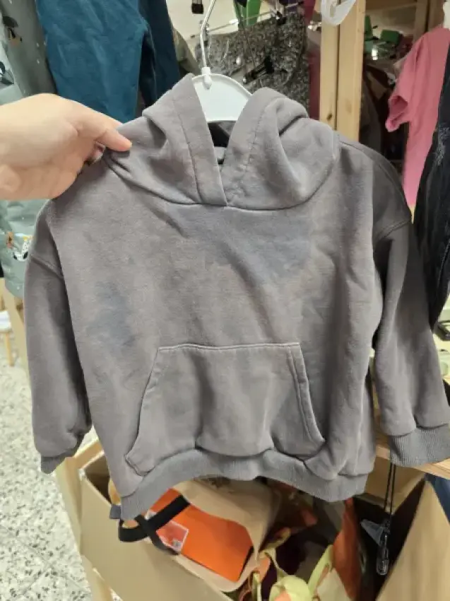 Reserved hoodie 104