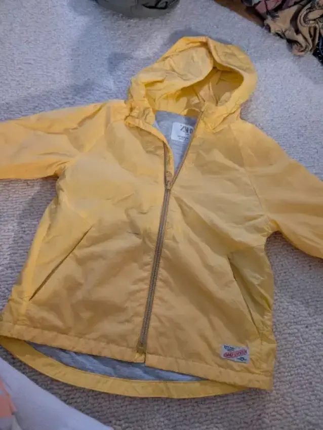 Zara Jacke gelb