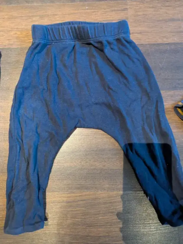74 Hose blau