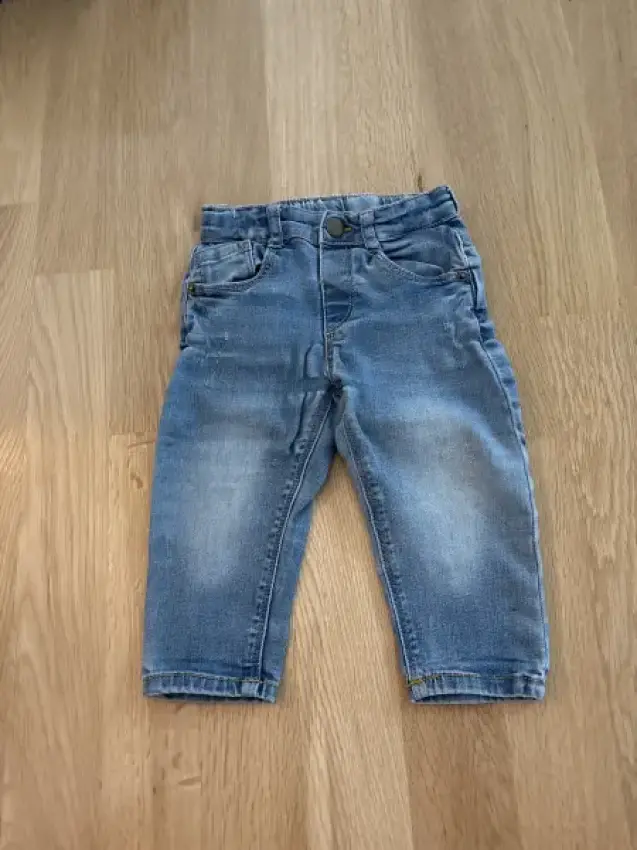 Jeans Zara Gr. 80