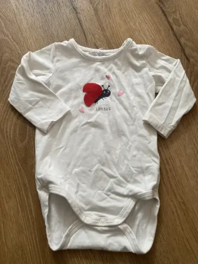 Langarmbody lovebug name it 