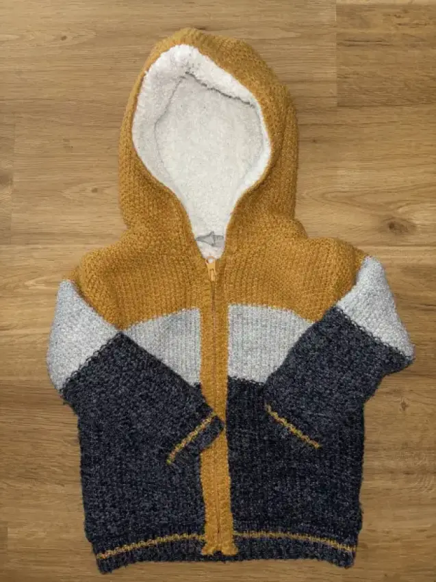 Gefütterte Strickjacke 
