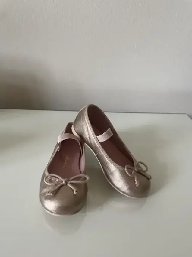 Pretty Ballerinas Gold 